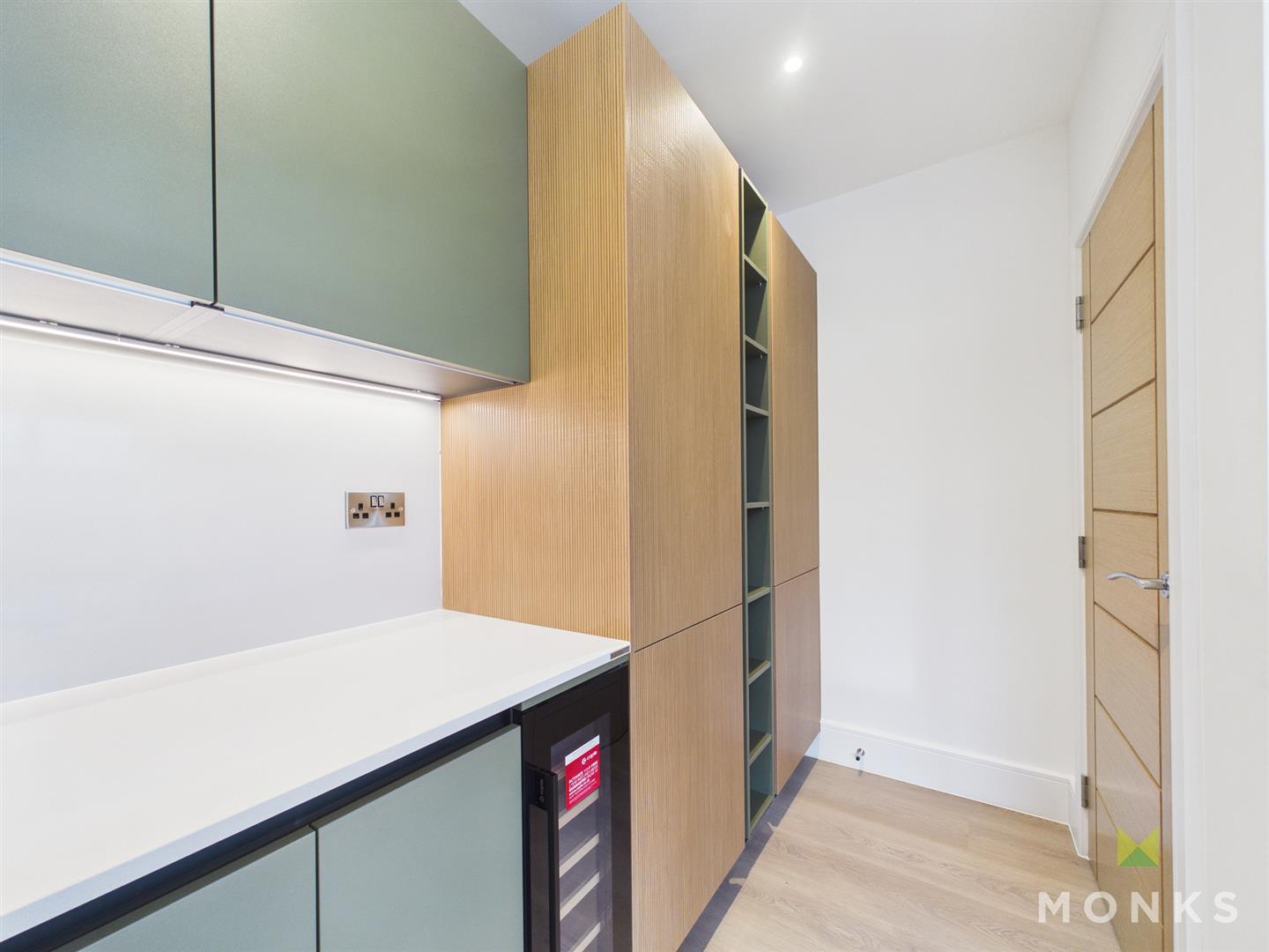 Apartment 25 Old Coleham Court, Shrewsbury, SY3 7BS SSTC